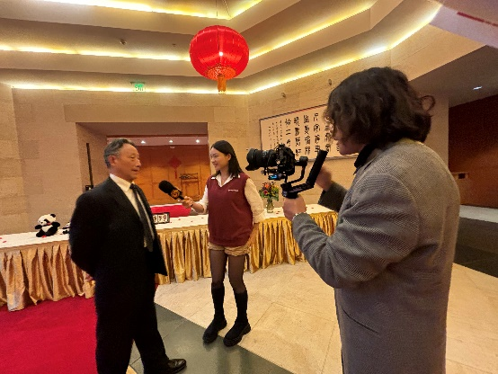 卢章平会长一行出席中国驻美使馆国庆招待会