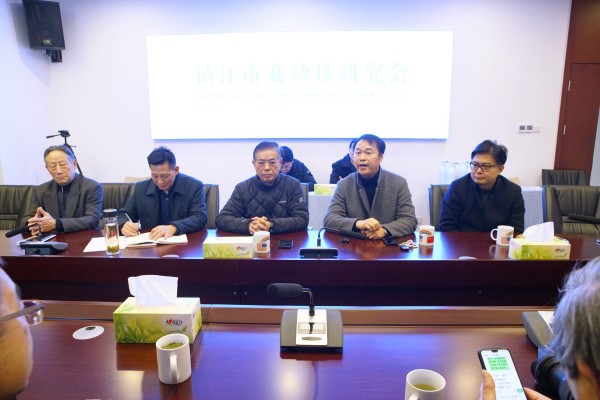 镇江市赛珍珠研究会举办美籍华人鲁照宁赛珍珠史料捐赠仪式