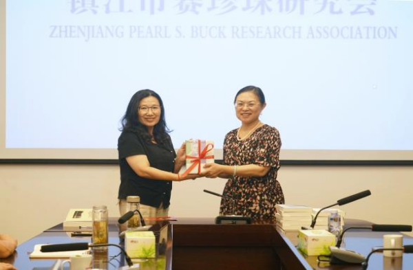 面朝东方：一场跨越时空的文化回响